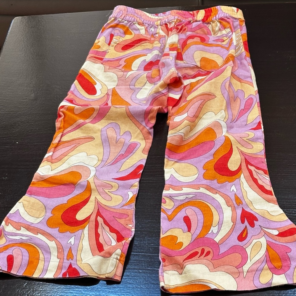 Colorful linen pants. Super cute and breathable. Very comfortable.